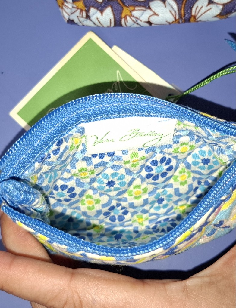 Vintage Vera Bradley "Capri Blue" Quilted Zip Pouch - Nwt — image 2 of 3
